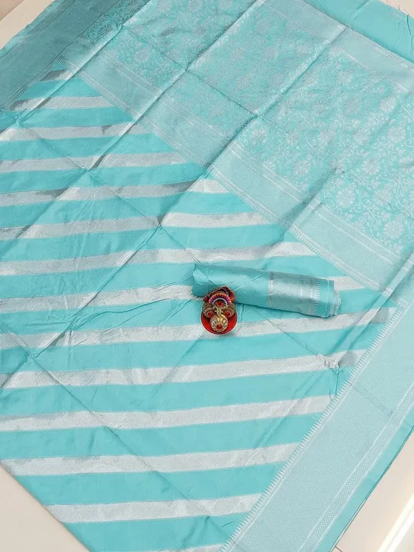 Blue_Embellished_Banarasi_Jacquard_Saree_(Blue)